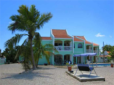 Coral Paradise Resort